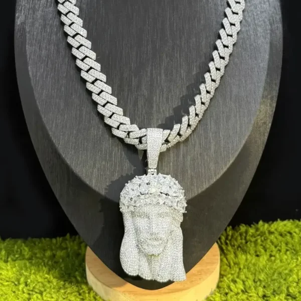 hip hop ice out bling Jesus pendant necklace with cuban chian - Image 3